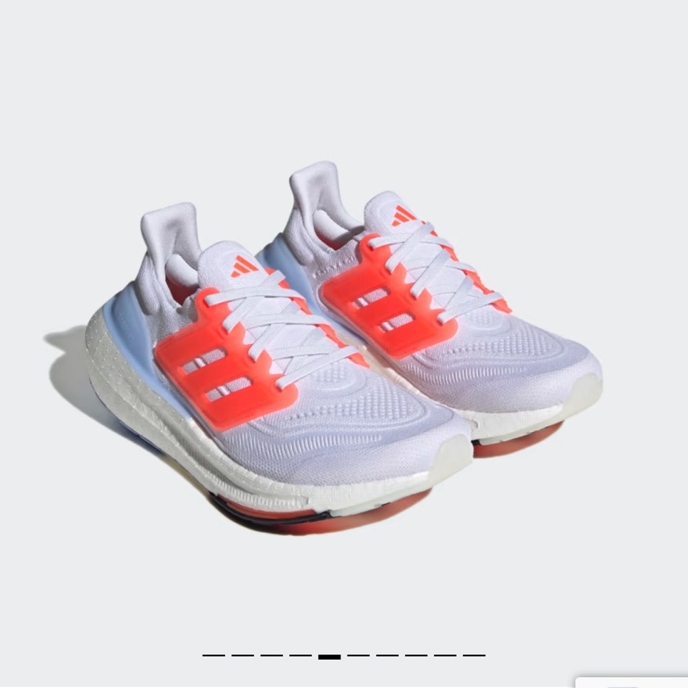 Adidas Ultraboost New in box, Y 6.5